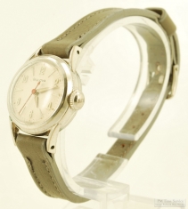 Bulova 17J ladies' wrist watch, classic WGF & SS round water-resistant case