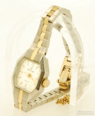 Waltham quartz ladies' wrist watch, heavy YBM & SS faceted rectangular case, matching band