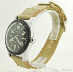 Anker 17J wrist watch, heavy SS cushion-shaped case with a raised gunmetal black bezel