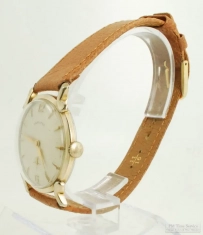 Hamilton (Swiss) 17J grade 673 wrist watch, thin-model YGF & SS round case with sculpted lugs, boxed