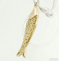 Detailed 18k fish pocket watch chain fob with elaborate & delicate filigree designs, 2.1dwt