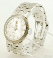 Desta 17J ladies' wrist watch, heavy WBM & SS round case with a crosshatch engraving design