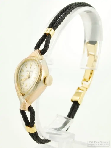 Vintage 1967 14K Gold Bulova Women’s Gold Teardrop Bracelet Watch Vintage 1967 14K Gold Bulova Women main image 2