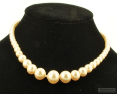 16.5" vintage champagne-colored graduated glass pearl necklace