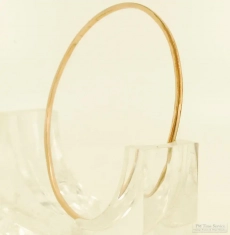 Vintage 2.5" YGF slender cuff-style bracelet, 1.5mm wide band with a square cross-section