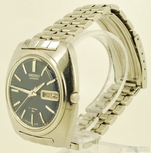 PMW1086: Seiko 17J quickset automatic (self-winding) wrist watch with day &  date, heavy WBM & SS WR case
