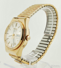 Bulova Accutron quartz quickset 0J with day & date wrist watch, YBM & SS cushion-shaped WR case, box